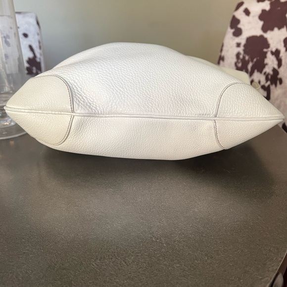 Prada off white tote **AUTHENTIC** - Picture 7 of 10